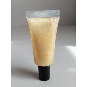 Pat McGrath Labs Gold Astral Vinyl Gloss